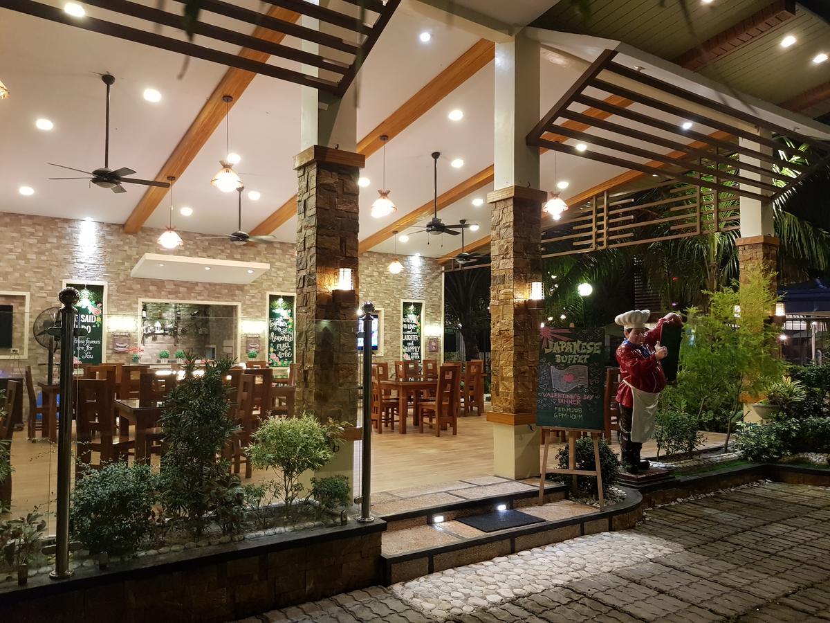 Eduardo'S Resort Calapan ภายนอก รูปภาพ