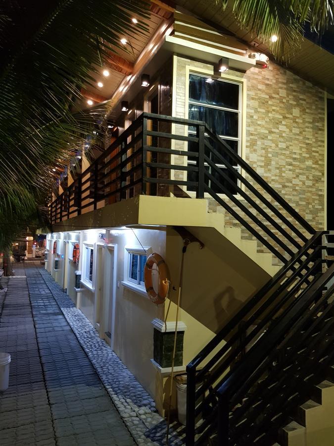Eduardo'S Resort Calapan ภายนอก รูปภาพ