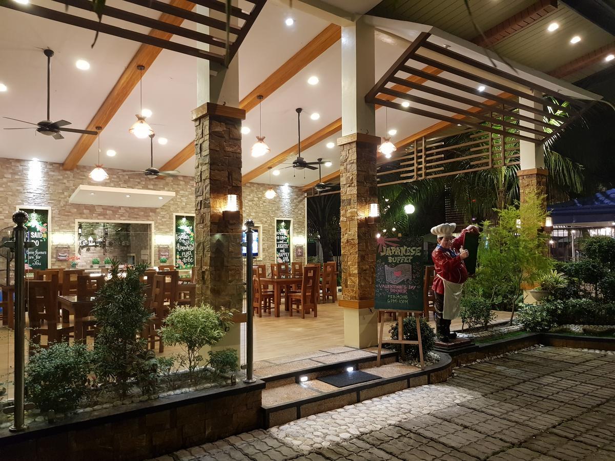 Eduardo'S Resort Calapan ภายนอก รูปภาพ